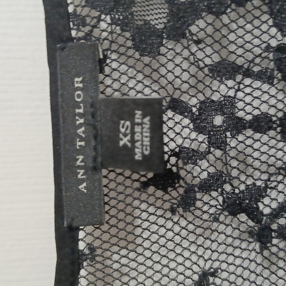 Ann Taylor Clip Dot chiffon blouse - Picture 2 of 4